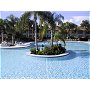 10: Riesiger Pool nur 200 Meter von der Wohnung entfernt /
HUGE SWIMMING POOL - ONLY 660 FEET AWAY