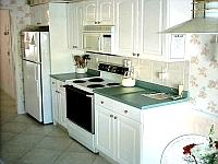 Kitchen. 
CLICK on small picture to display the full size image.
Later CLOSE large picture by CLICKING on (x).