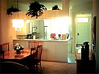 Dining area.
CLICK on picture to enlarge. Later CLOSE (x) large picture.