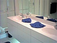 Master Bathroom.
CLICK on picture to enlarge. Later CLOSE (x) large picture.