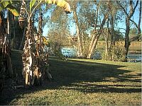 Blick in den Garten von der Villa 32417.
KLICK auf kleines Bild - Grossformatbild erscheint.
Danach grosses Bild schliessen durch KLICK auf (x).