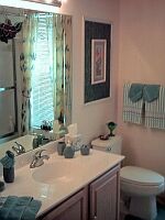 View into the Bathroom of Guest Bedroom.                
CLICK on small picture to display the full size image.
Later CLOSE large picture by CLICKING on (x).