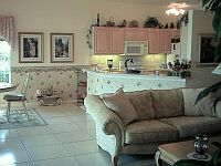 Living Room.     
CLICK on small picture to display the full size image.
Later CLOSE large picture by CLICKING on (x).