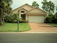 Outside of Villa 14569.
CLICK on small picture to display the full size image.
Later CLOSE large picture by CLICKING on (x).