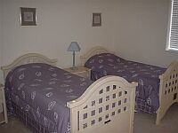 Guest Bedroom No 2.                
CLICK on small picture to display the full size image.
Later CLOSE large picture by CLICKING on (x).